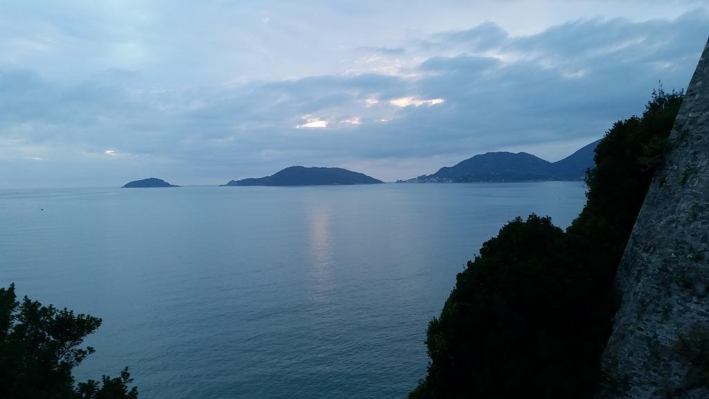 Willa Il Debbio Riccò del Golfo di Spezia Zewnętrze zdjęcie